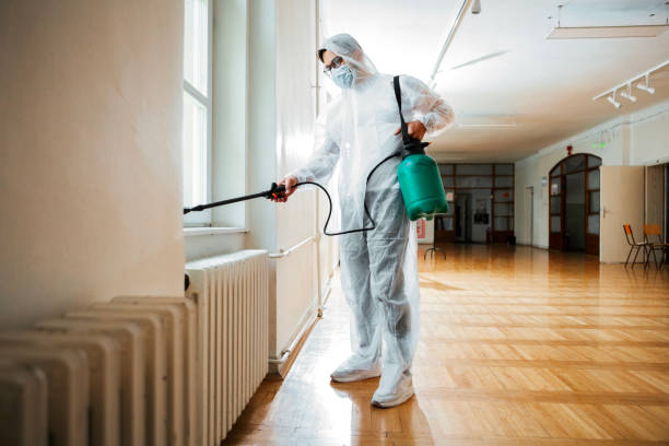 Best Commercial Pest Control Services  in Smithville, OH